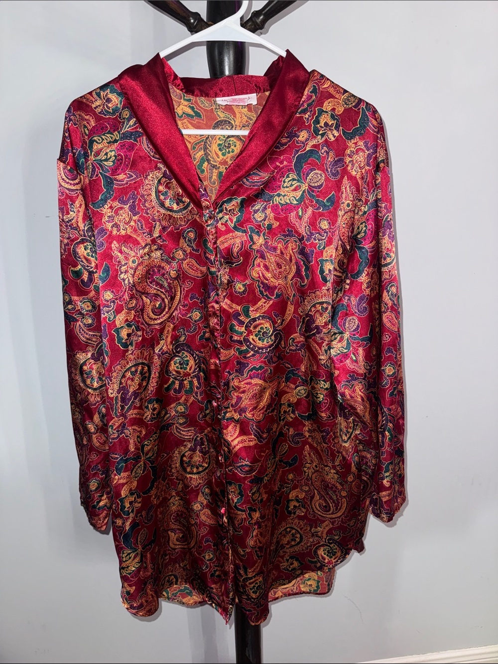 Red Paisley Chemise 29.T